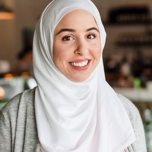 Meet your Posher, Hanan